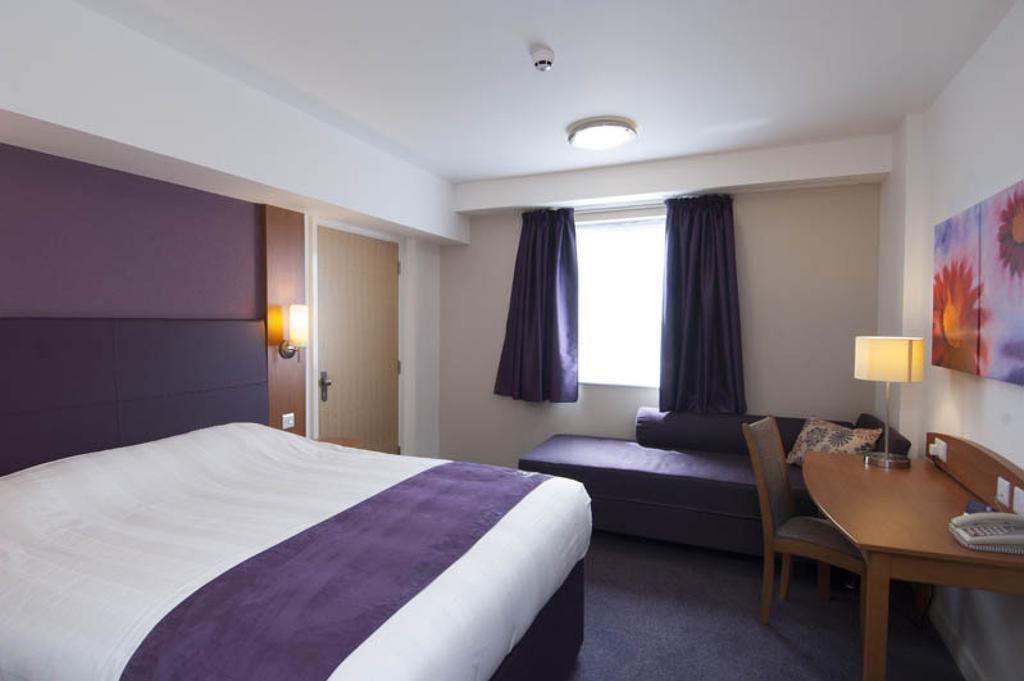 Premier Inn Sittingbourne Kent Pokój zdjęcie