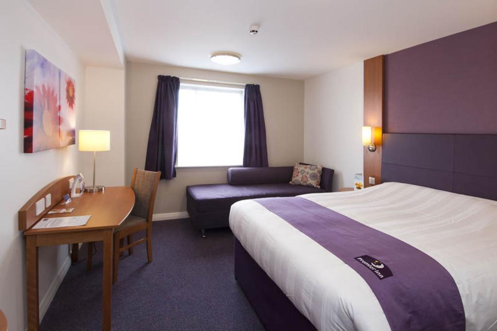 Premier Inn Sittingbourne Kent Pokój zdjęcie