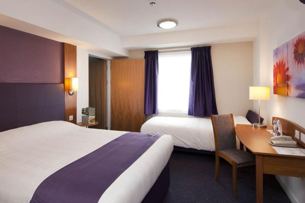 Premier Inn Sittingbourne Kent Pokój zdjęcie