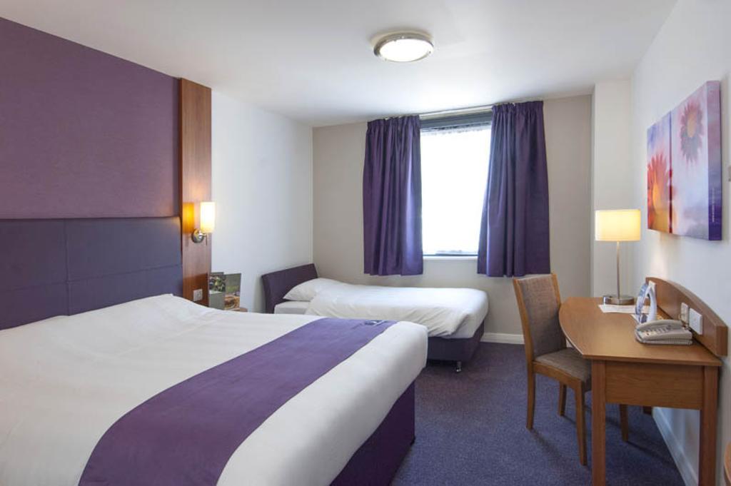 Premier Inn Sittingbourne Kent Pokój zdjęcie